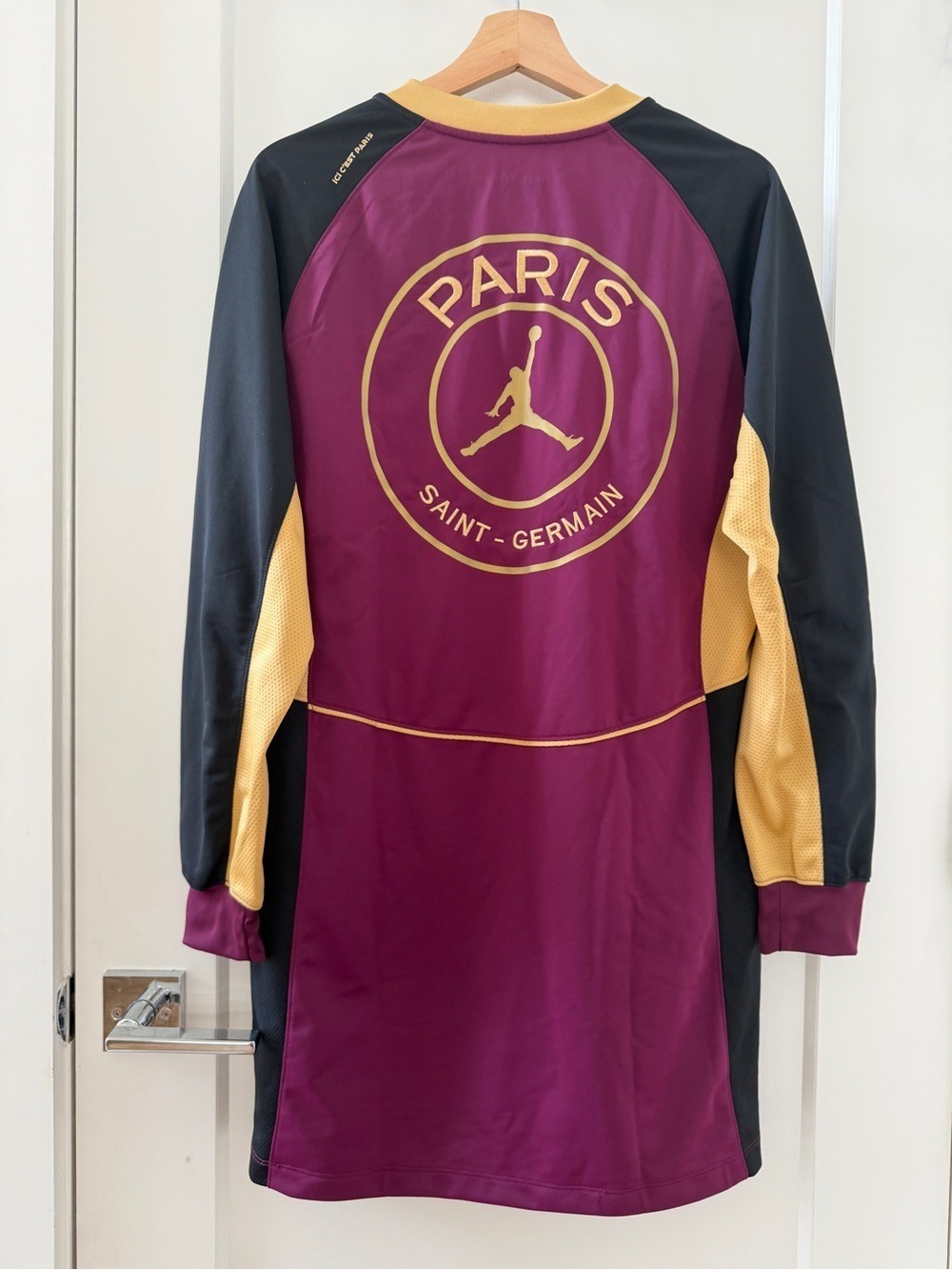 Air Jordan WMNS Paris Saint Germain Shirt Dress Size L - Picture 4 of 9